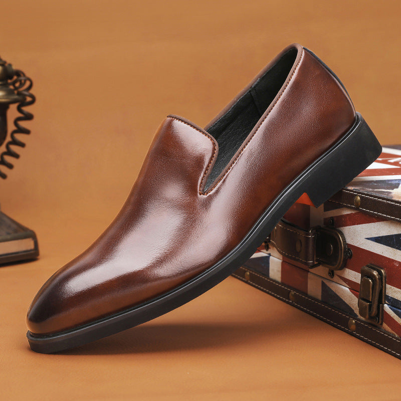 Sommerliche Leder-Slipper für Herren