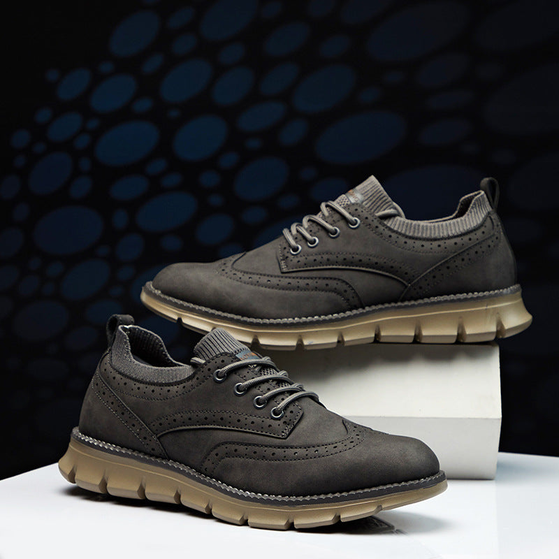 Herren-Freizeit- und Wanderschuhe mit dicker Sohle