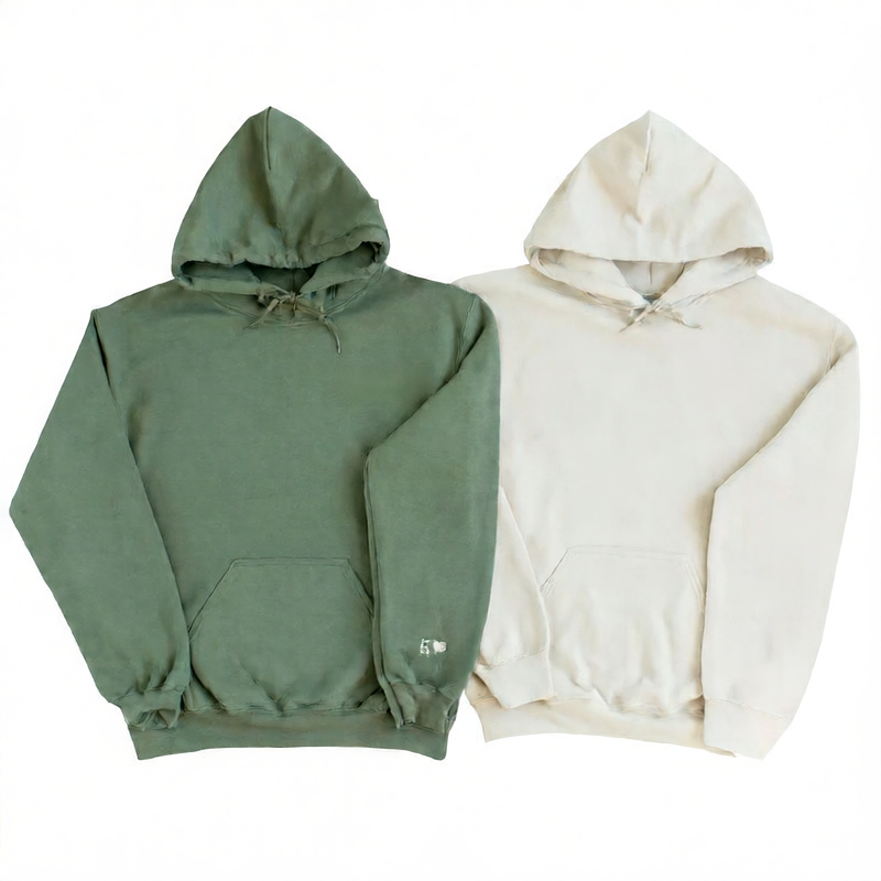 Personalisiertes Sweatshirt mit Namensstickerei