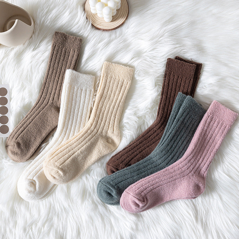 Gerippte Kindersocken aus Wollmix mit 13 % Wollanteil