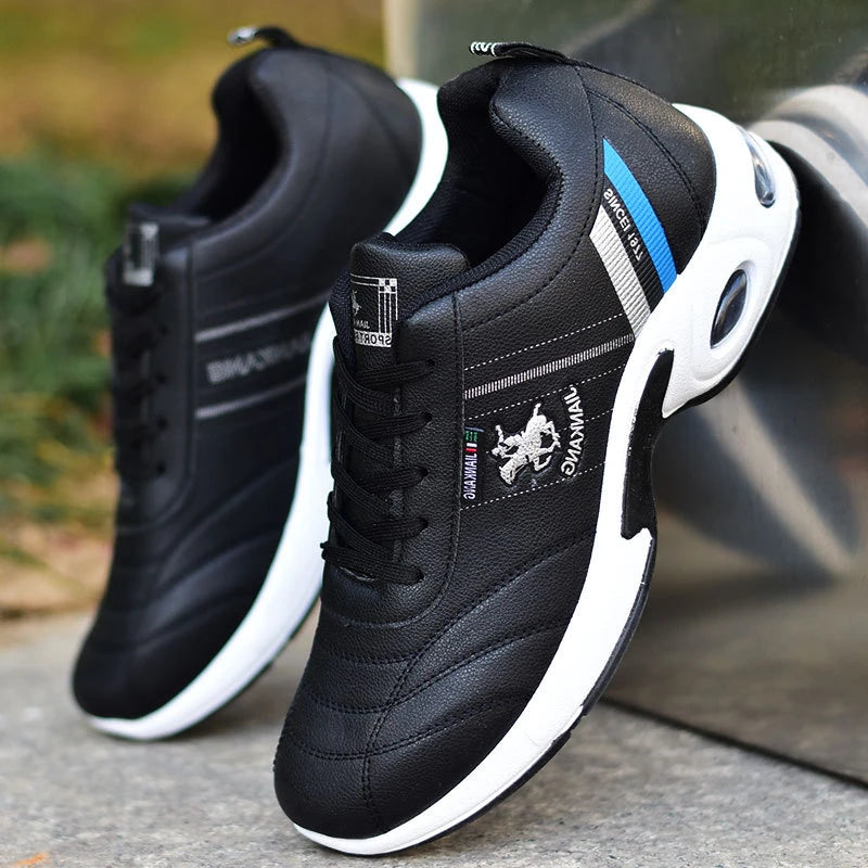 Herren-Sneaker mit Schnürung – Schwarz oder Weiß
