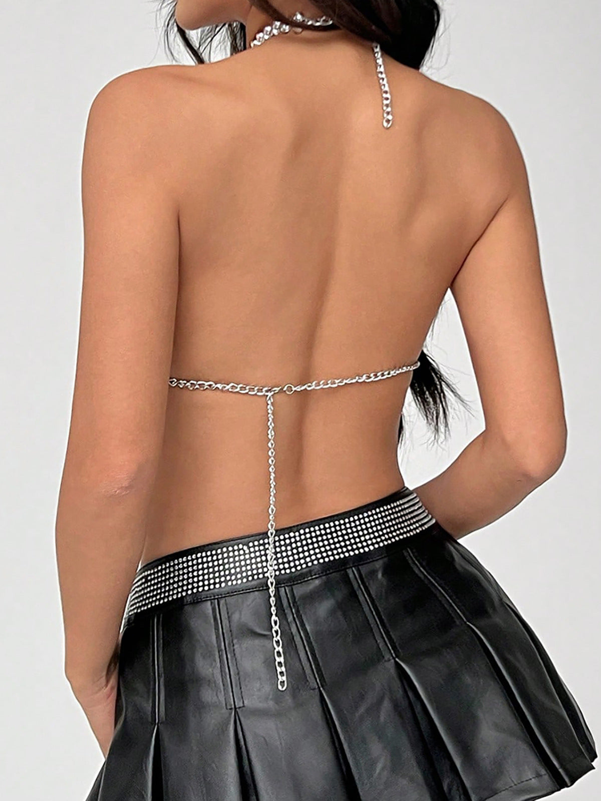 Goldfarbenes Neckholder-Top in Metallic-Optik