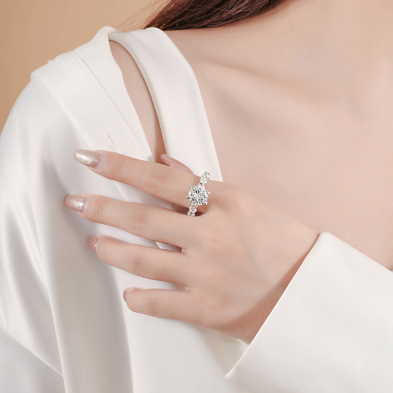 Damilla Moissanit-Ring mit 4 Karat aus 925er Sterlingsilber